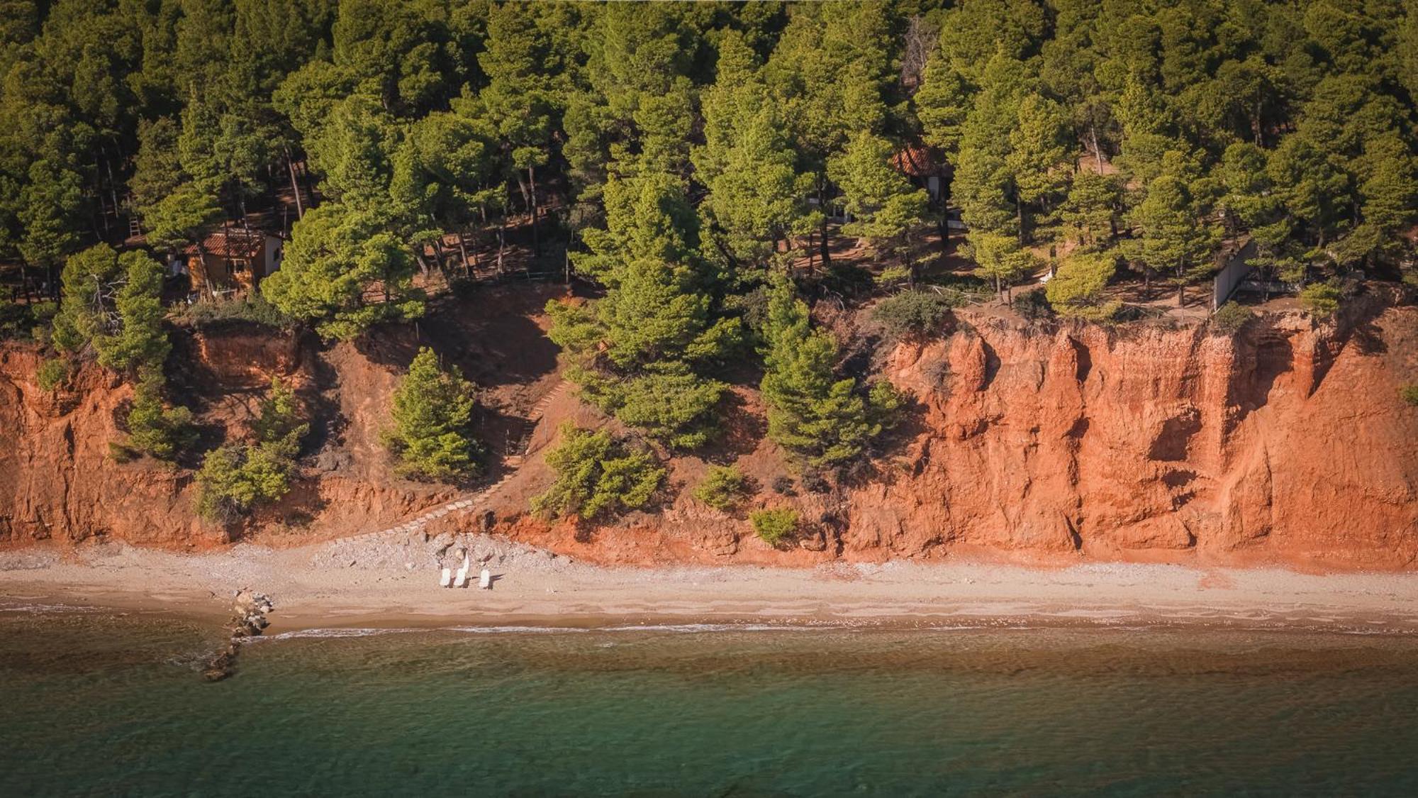 Squirrel Beach Front Villa, Metamorfosi Екстер'єр фото