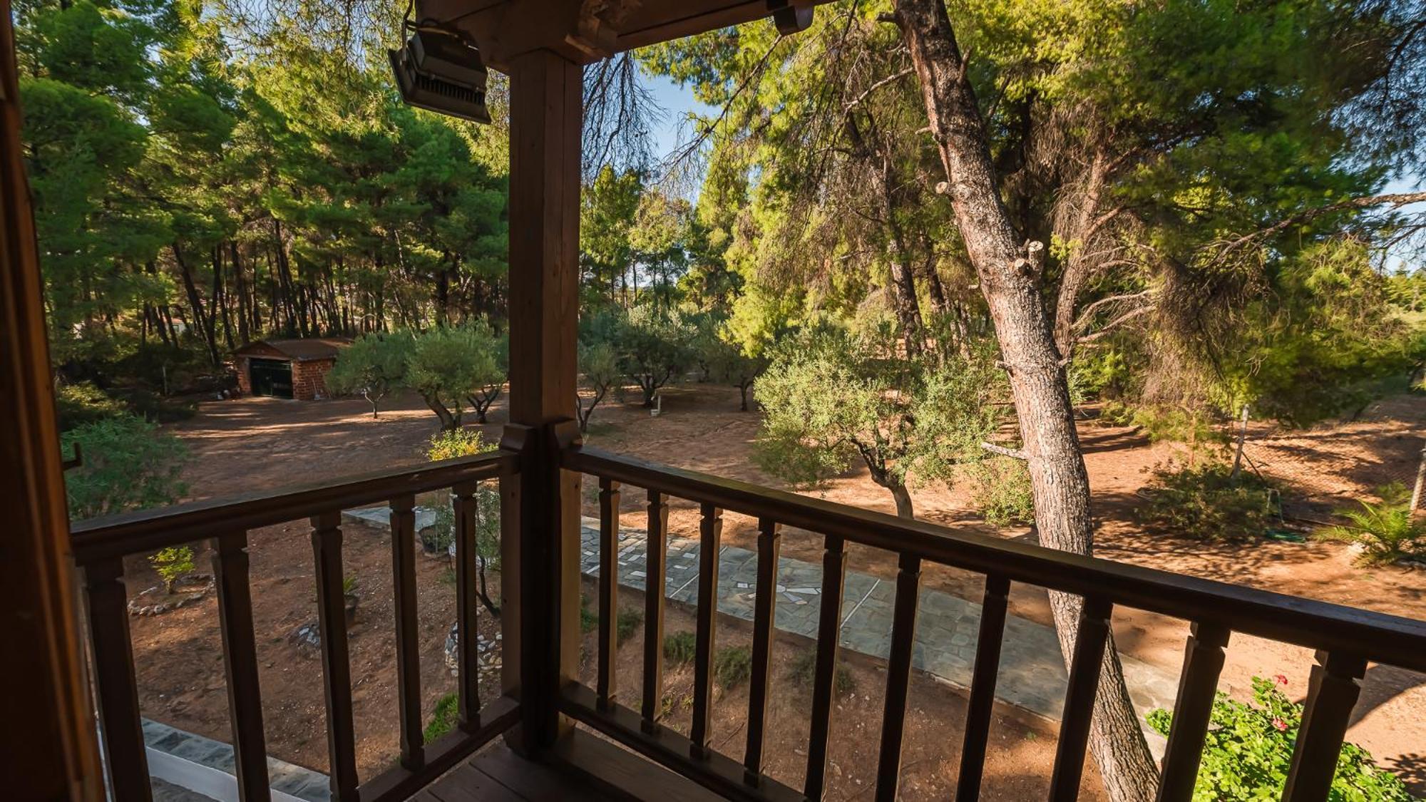 Squirrel Beach Front Villa, Metamorfosi Екстер'єр фото